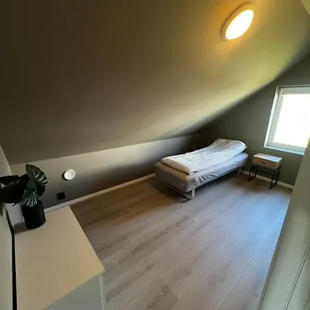 Nytt Hus I Fredfullt Nabolag Verdalsora